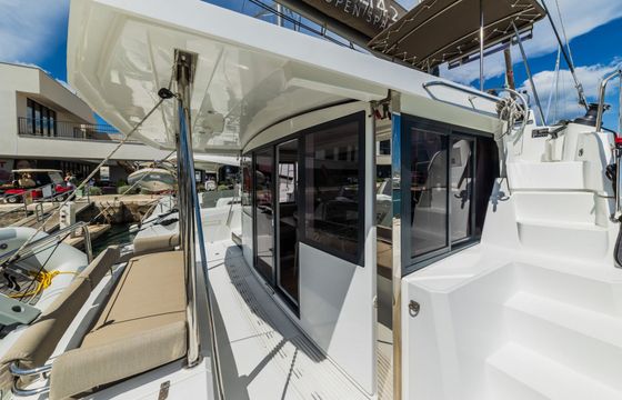 Catamaran Catana Bali 4.2 - 4 + 1 cab. 12.85m