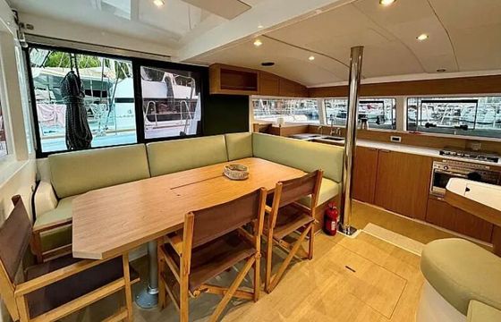 Catamaran Bali Catsmart 11m