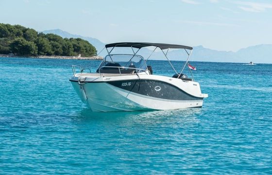 Motorboat QUICKSILVER 755 SD 300hp