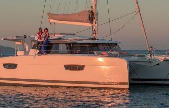 Catamaran Fountaine Pajot Fountaine Pajot Astrea 42 - 4 + 2 cab. 12m