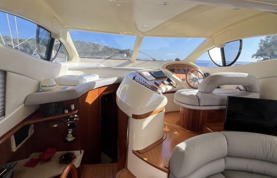 Motorboat AZIMUT YACHTS 46 1000hp