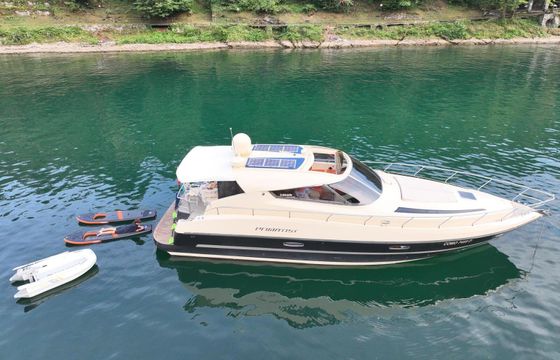 Motorboat Tullio Abbate primatist 870hp