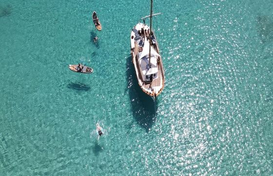 Sailboat traditional wooden boat 11m
