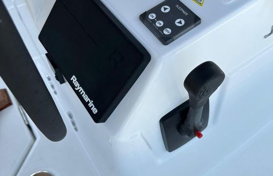 Sailboat Sun Odyssey 350 10m