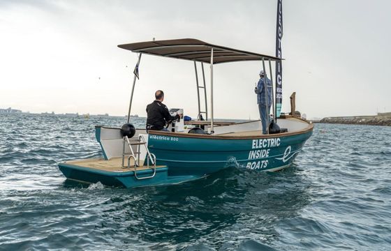 Motorboat Electric Inside Elèctrica 800 40hp