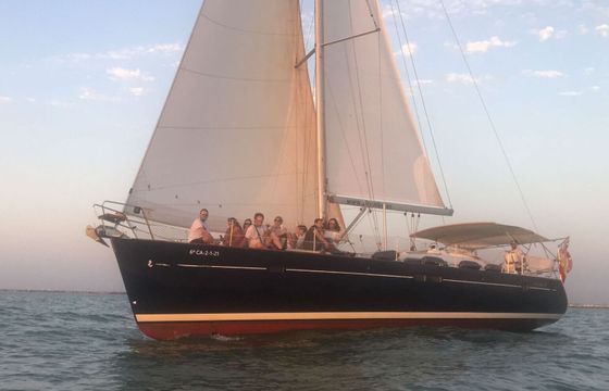 Sailboat Beneteau Oceanis Clipper 473 15m