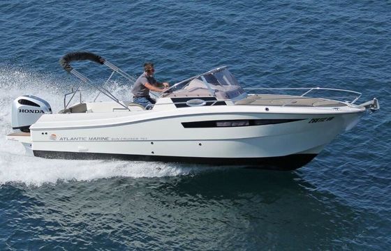 Motorboat Atlantic Marine Atlantic 750 Sun Cruiser 250hp