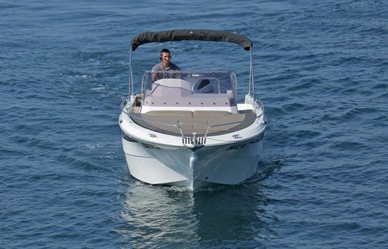 Motorboat Atlantic Marine Atlantic 750 Sun Cruiser 250hp