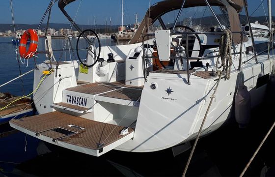 Sailboat Jeanneau Sun Odyssey 440 13m