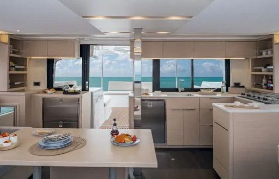 Catamaran Lagoon 46 13m