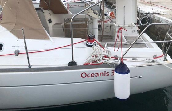 Sailboat Beneteau Oceanis 37 11.48m