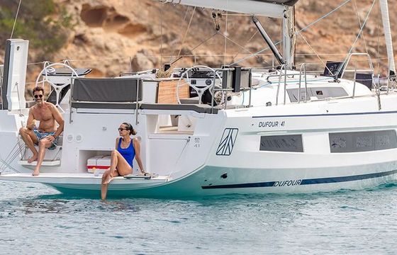 Sailboat Dufour Yachts Dufour 41 12m