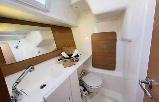 Sailboat Dufour Dufour 335 Grand Large 10m