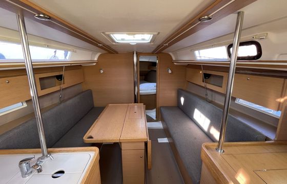 Sailboat Dufour Dufour 335 Grand Large 10m