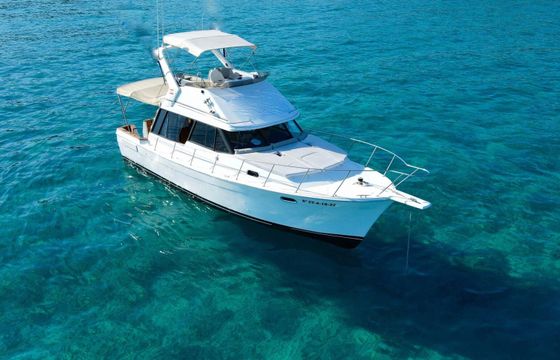 Motorboat Bayliner 3288 flybridge 400hp