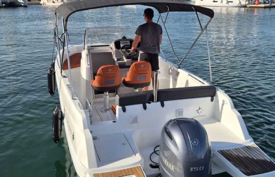 Motorboat Jeanneau Cap camarat 6.5 S2 150hp