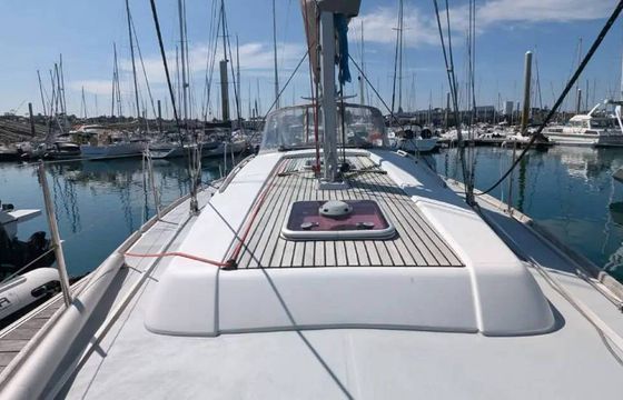 Sailboat Dufour Dufour 375 11m