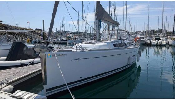 Sailboat Dufour Dufour 375 11m