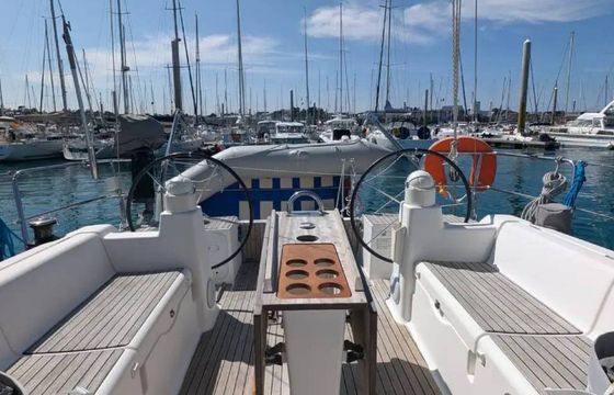 Sailboat Dufour Dufour 375 11m