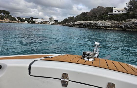 Motorboat AQUA S6 130hp