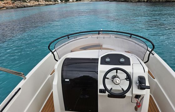 Motorboat AQUA S6 130hp