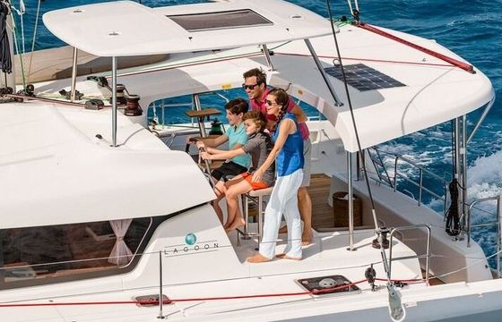 Catamaran Lagoon 420 12.8m