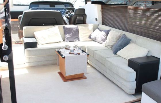 Motor yacht SUNSEEKER Predator 64 2000hp