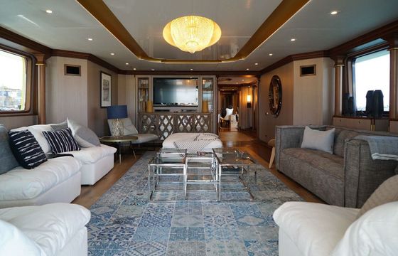 Motor yacht Concept Marine Custom tri-deck 42 Metre 2257hp