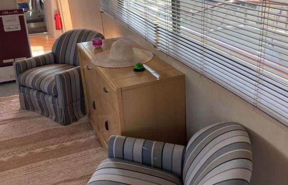 Motorboat Hatteras 65