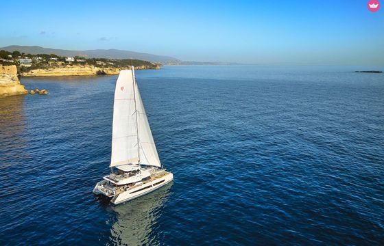 Catamaran Fountaine Pajot Alegria 67 20.5m