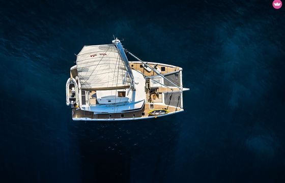 Catamaran Fountaine Pajot Alegria 67 20.5m