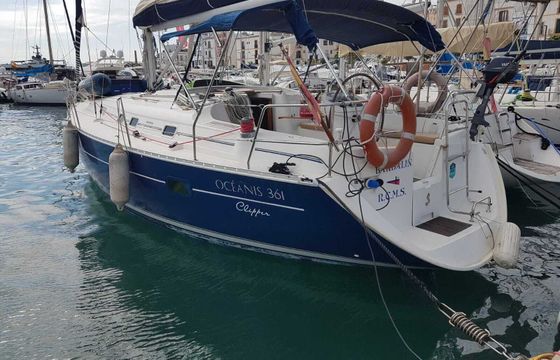 Sailboat Beneteau Oceanis 361 Clipper 10.8m