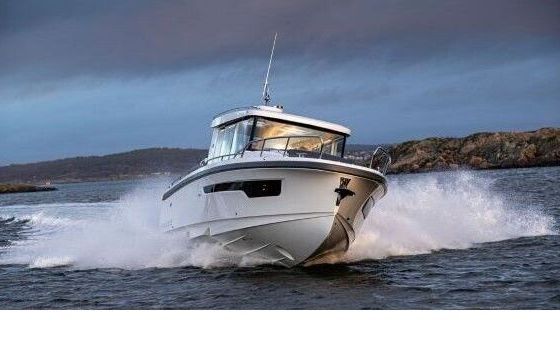Motorboat Nimbus Commuter C11