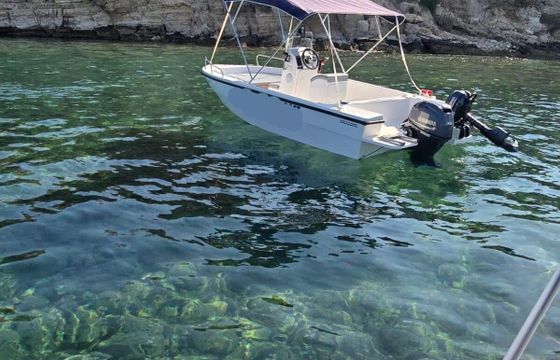 Boat without licence  Kreta Mare 5.50 walkaround