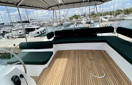 Catamaran Bali 4.8  14m