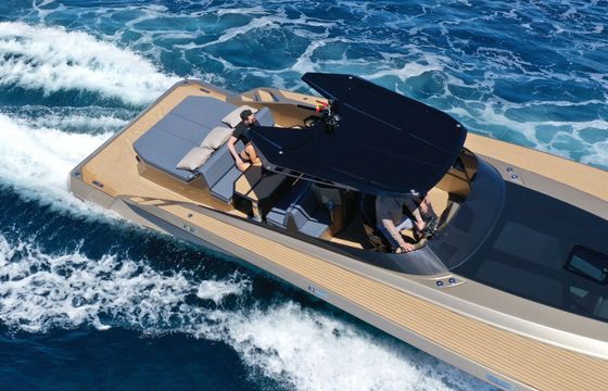 Motor yacht Say Carbon 42