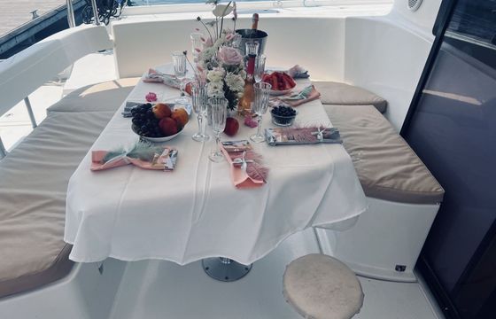 Catamaran Fountaine Pajot Lipari 41 12m