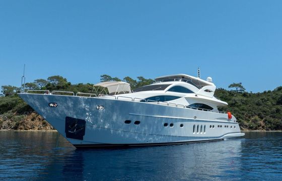 Motor yacht Coral 2008