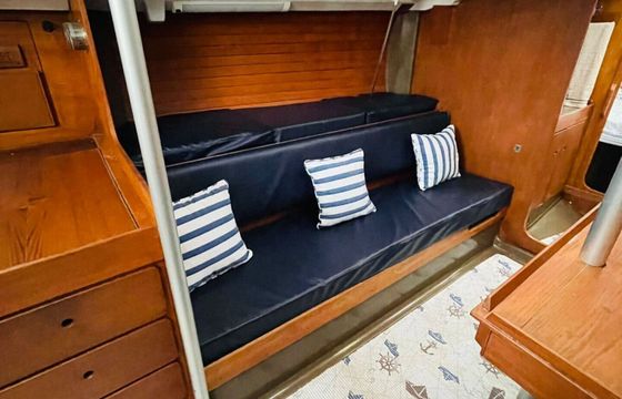Sailboat Grand Soleil 34 11m