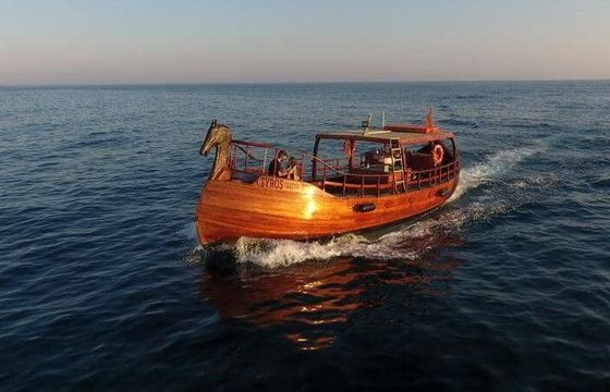Motorboat BM Phoenician traditional boat Tyros 220hp