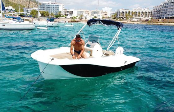 Boat without licence  V2 5.0 15hp