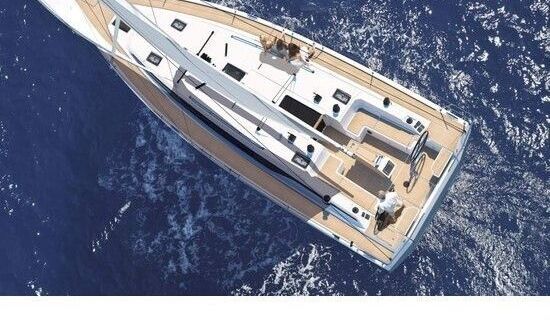 Sailboat Bavaria C42 12.38m
