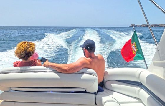 Motor yacht Sunseeker Portofino 47 960hp