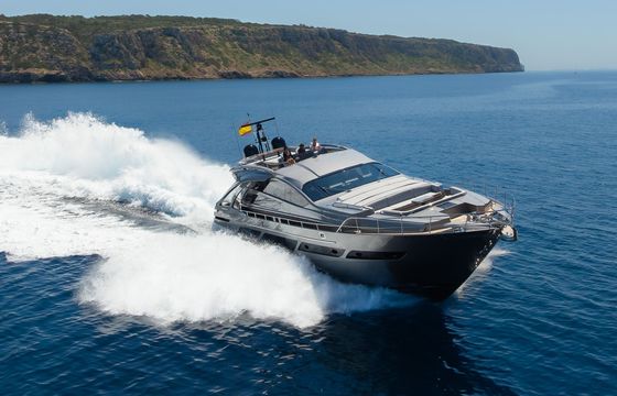 Motor yacht Pershing 9x 2000hp