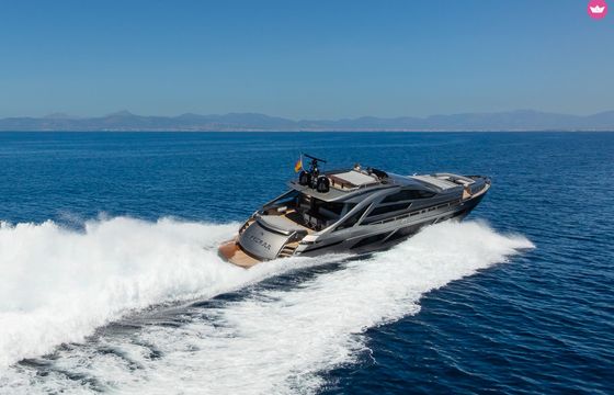 Motor yacht Pershing 9x 2000hp