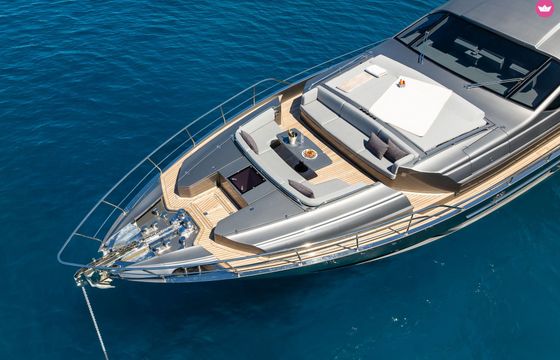 Motor yacht Pershing 9x 2000hp