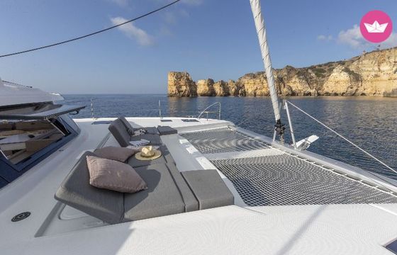 Catamaran ELBA 45 (1 MASTER + 2 CAB + 1 / 3 SDB) 13m