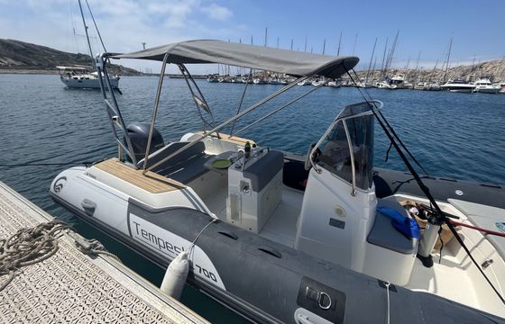 RIB Capelli Tempest 700 200hp