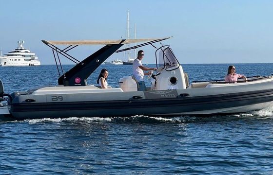 RIB Black Manta B9 300hp