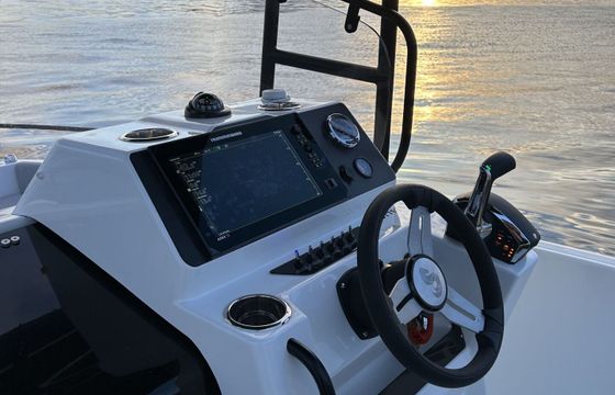 Motorboat Beneteau Flyer 7 200hp